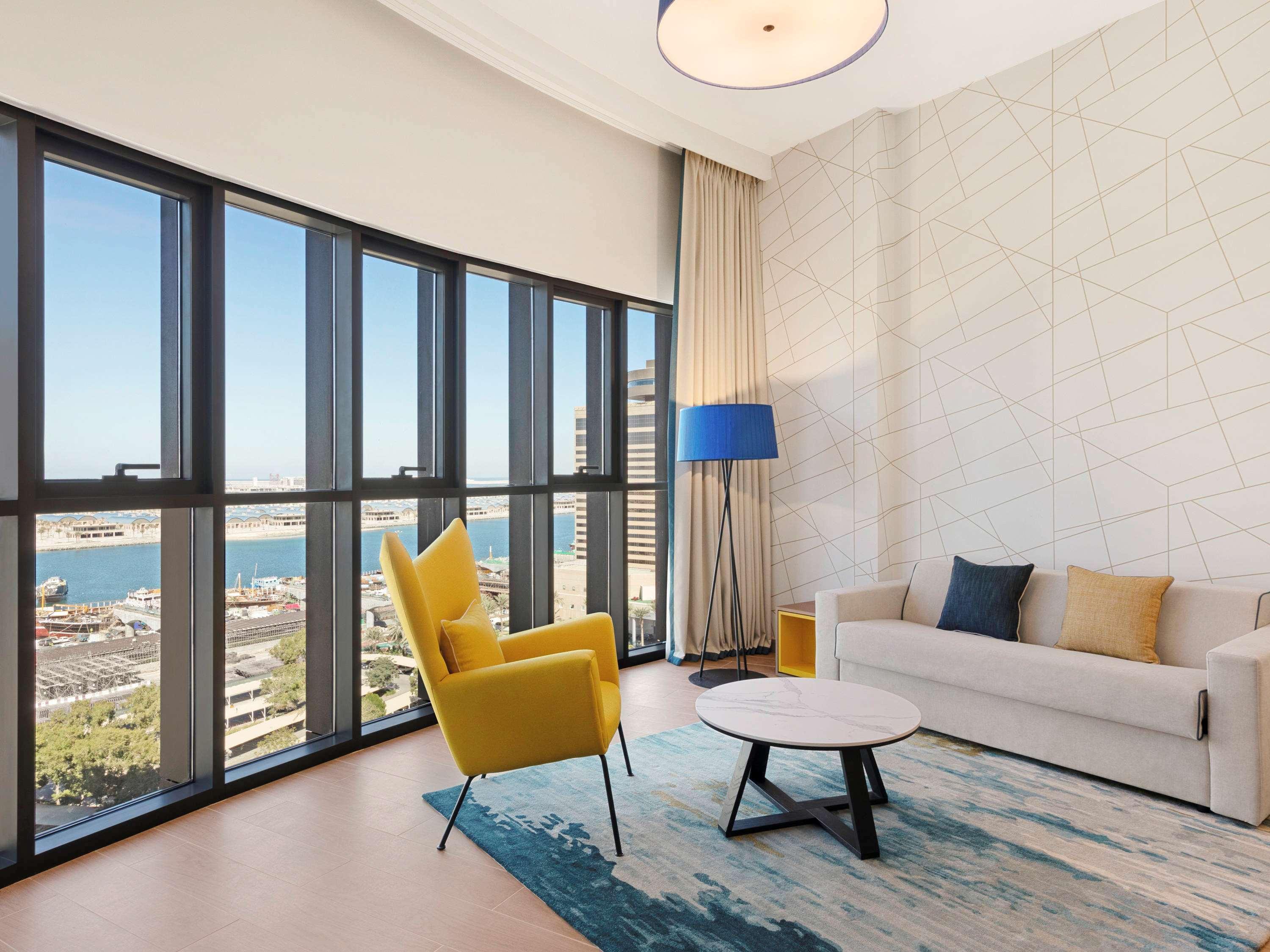 Aparthotel Adagio Dubai Deira Exteriör bild