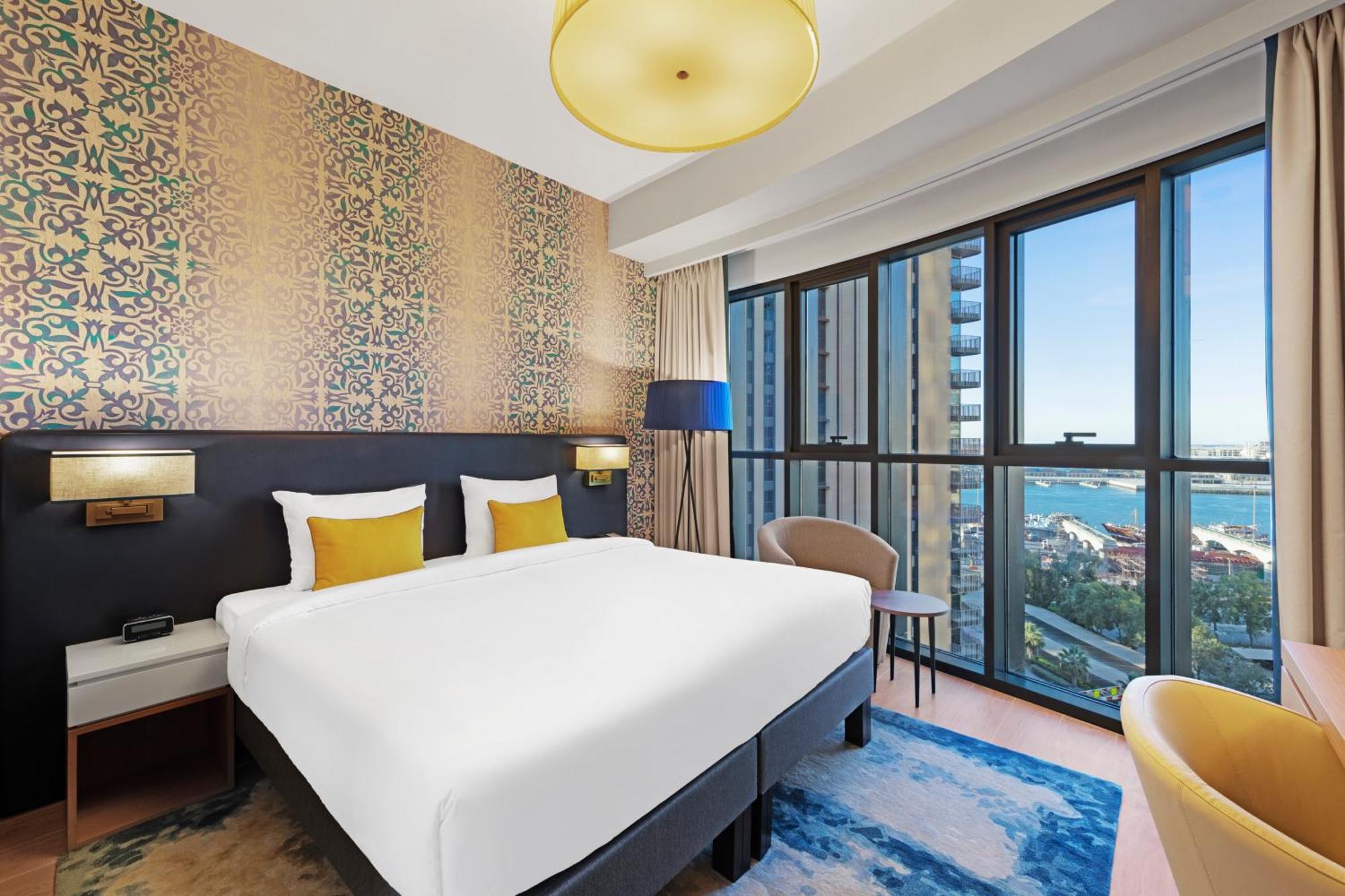 Aparthotel Adagio Dubai Deira Exteriör bild