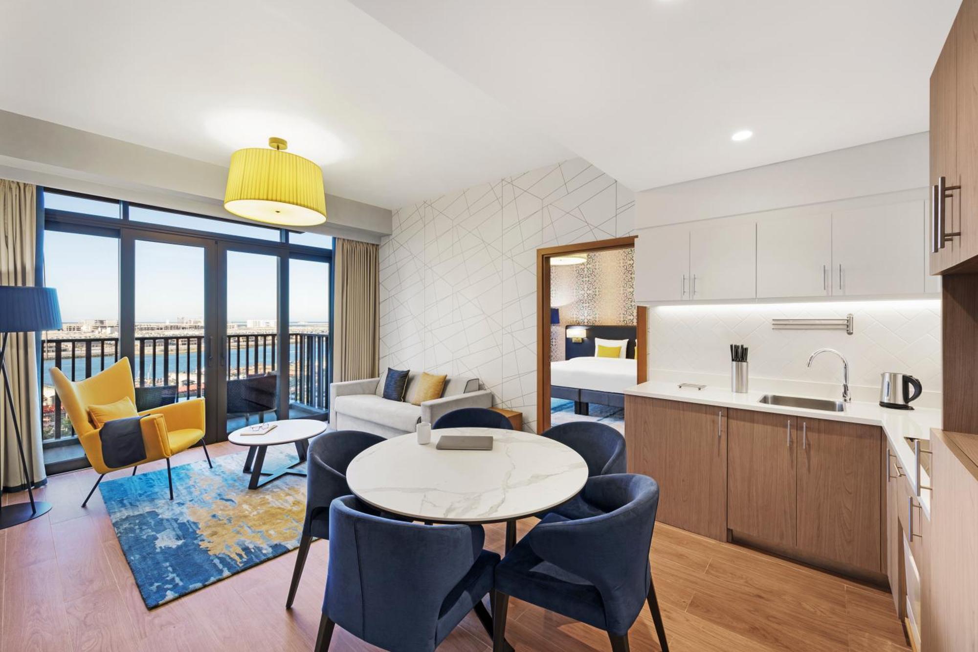 Aparthotel Adagio Dubai Deira Exteriör bild